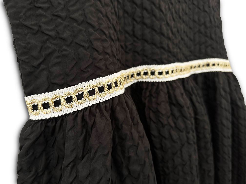 1.4.U Ελληνική Εταιρεία Ρούχων Αξεσουάρ Levi Αμάνικο Καπιτονέ Φόρεμα