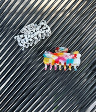 Hair accessories can change and elevate your everyday look. Check them now. 🍬

#hairclip #hairclips #hair #hairaccessories #accessories ##fashion #style #summer #summerlover #colors #color #ss2023 #ss23