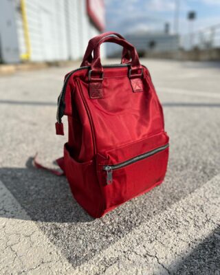 The Mataro backpack goes perfectly with your spring looks. 📮

#bag #backpack #red #spring #nylonbag #nylonbackpack #nylon #springishere #style #springlook #fashion #collection #pfw #accessories